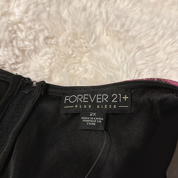 Forever 21+ dress - Picture 3 of 5